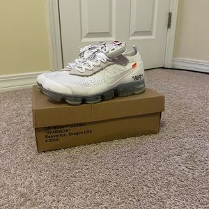 Off-White vapor max